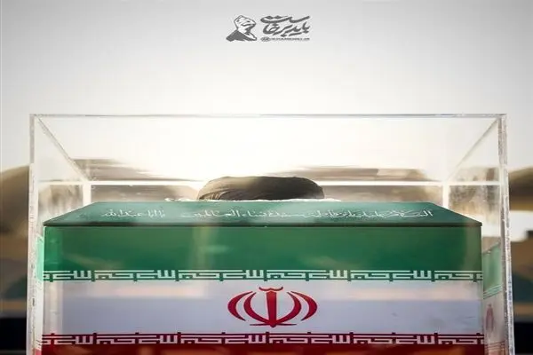 پخش صدای آخرین سلام رهبر شهید در مصلی تهران