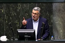 ظفرقندی: تلاش می‌کنم تا مردم به جز رنج بیماری رنج دیگری را تحمل نکنند
