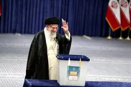  بیانات رهبر انقلاب در روز انتخابات ریاست جمهوری
