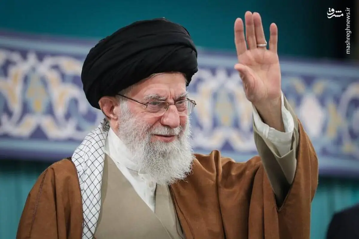 دیدار جمعی از فرماندهان نیروهای مسلح با رهبر انقلاب