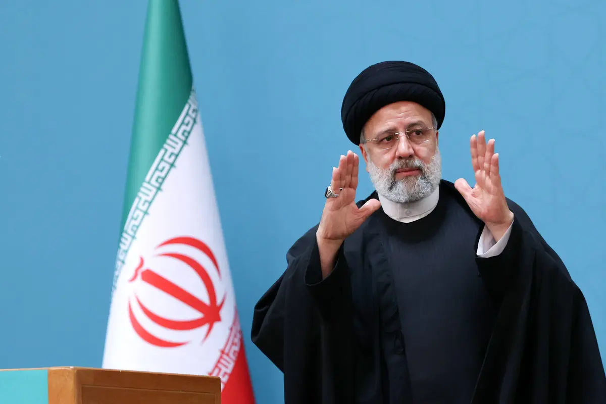 نامه بسیج دانشجویی به رئیسی: این مدیرانت با بیت المال عیش و نوش کردند!