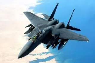 انهدام هشت فروند F-15 در حمله ایران به پایگاه آمریکا