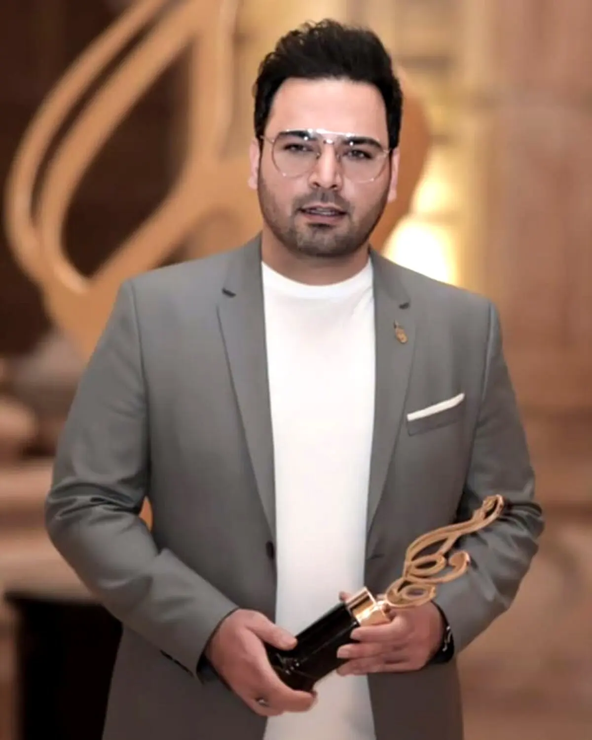 حضور احسان علیخانی در جشنواره فیم فجر