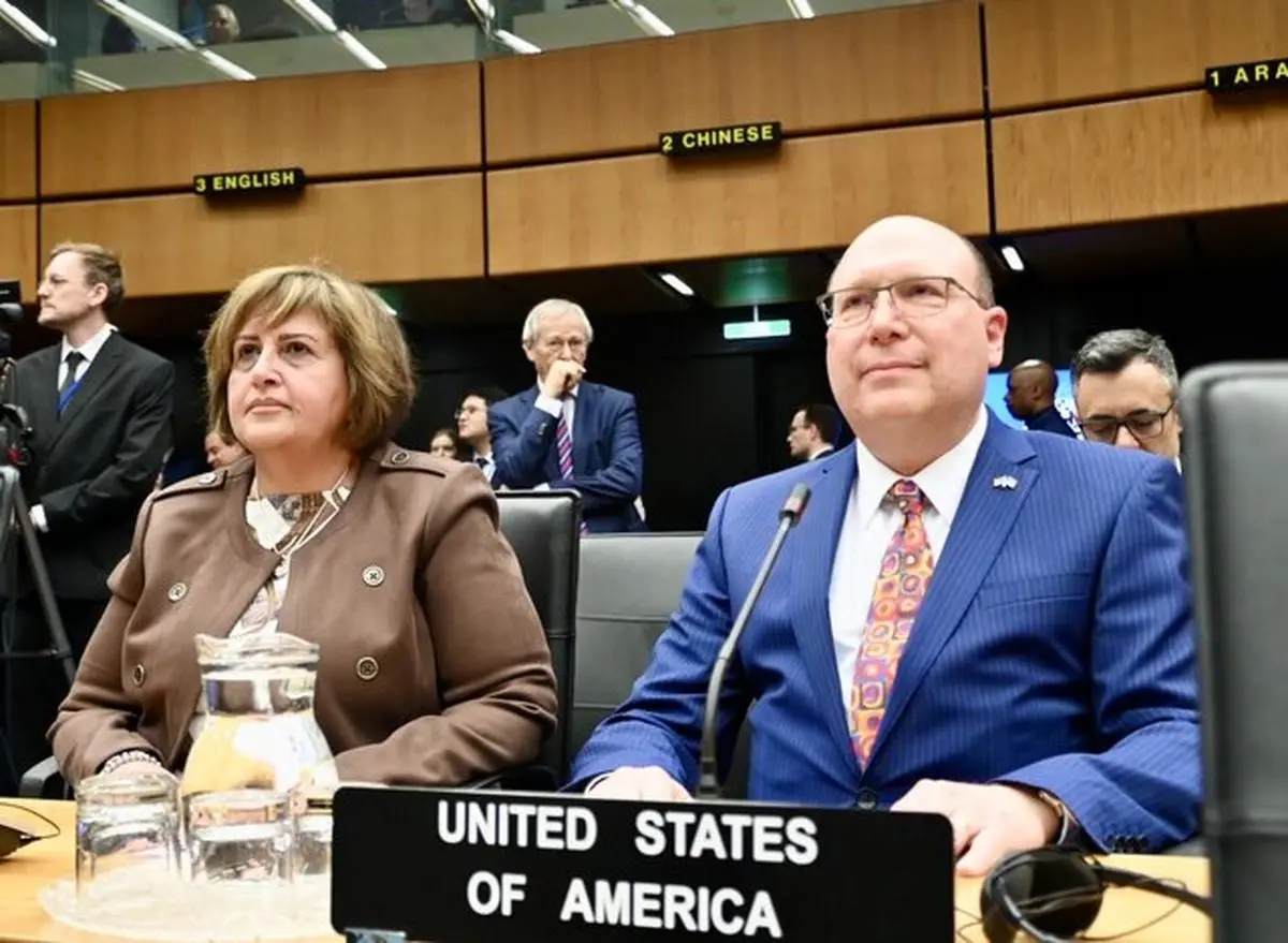 روایت آسوشیتدپرس از فشار سنگین آمریکا بر کشورها پس از ارائه قطعنامه ایران به آژانس