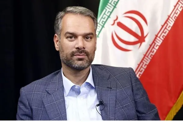 پست رشیدی کوچی علیه جبهه پایداری