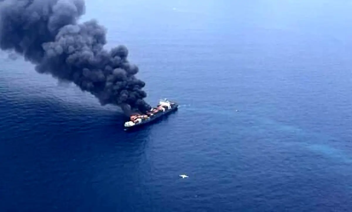 فوری؛ یک کشتی در بندر بوشهر آتش گرفت + جزئیات مهم