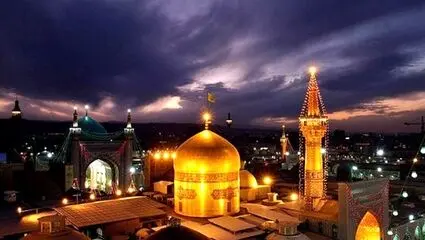 لحظه اعلام نام رهبر جدید انقلاب اسلامی در حرم امام رضا(ع)