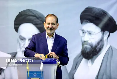 چهره‌های سیاسی پای صندوق رای 