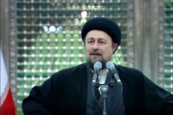 ققنوس‌وار از خاکسترها بلند خواهیم شد