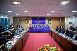 رفع موانع قانونی بر سر راه سرمایه‌گذاری به روایت عارف