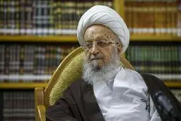 هشدار آیت‌الله مکارم: فریب لبخند غرب را نخورید!