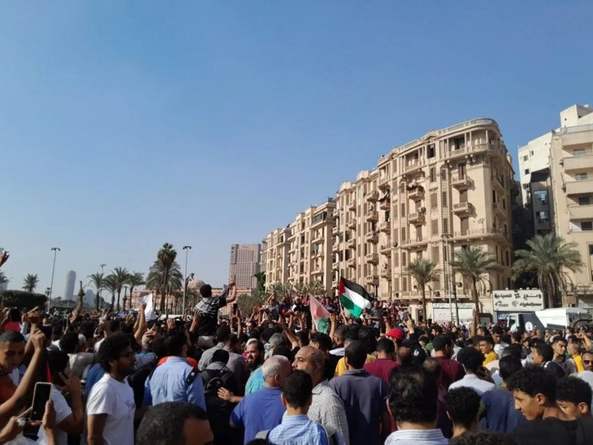 در خواست  مصری‌ها از سیدحسن نصرالله برای حمله به اسرائیل 