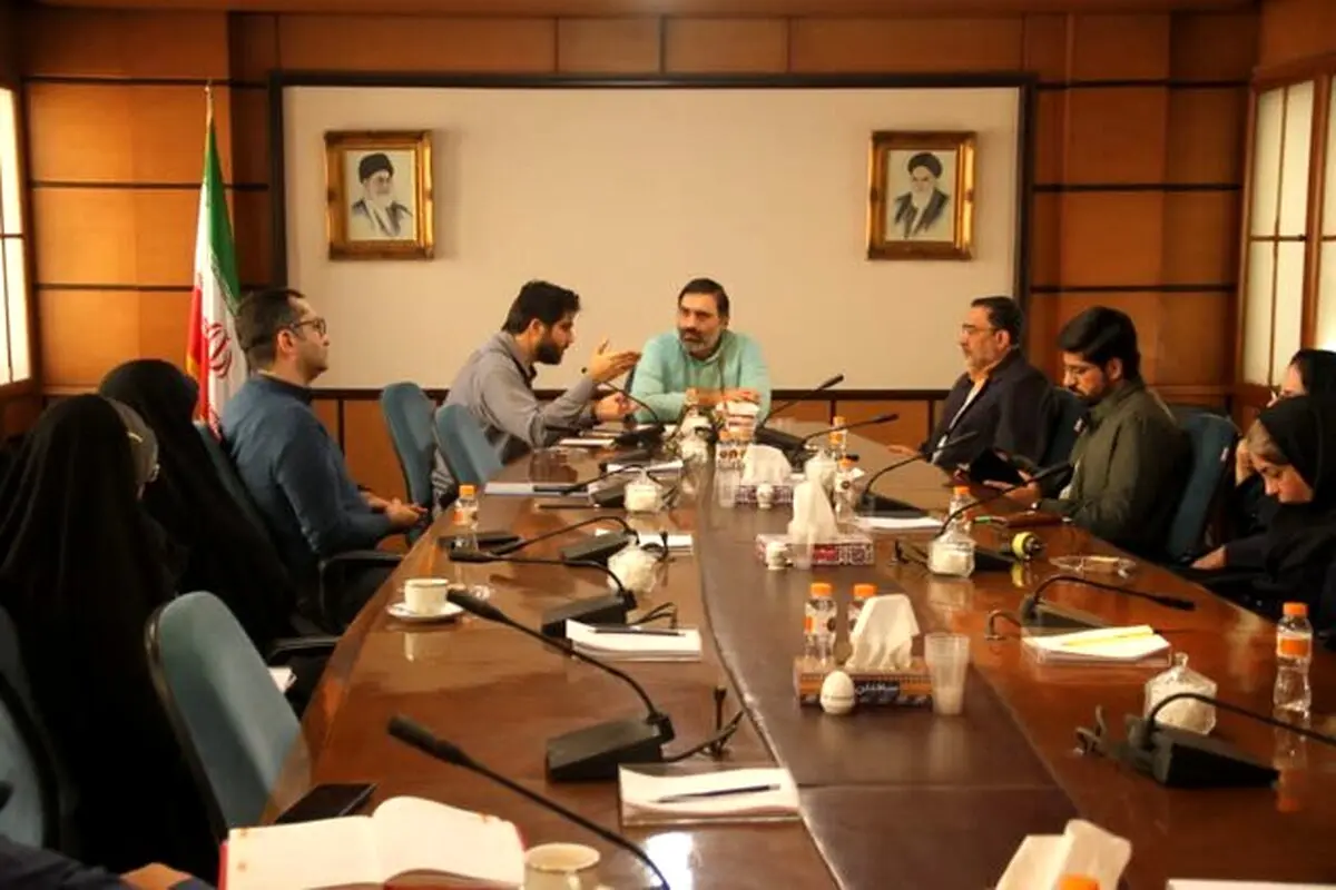 «شبکه‌های نمایش خانگی؛ تعطیلی یا تنظیم‌گری؟»