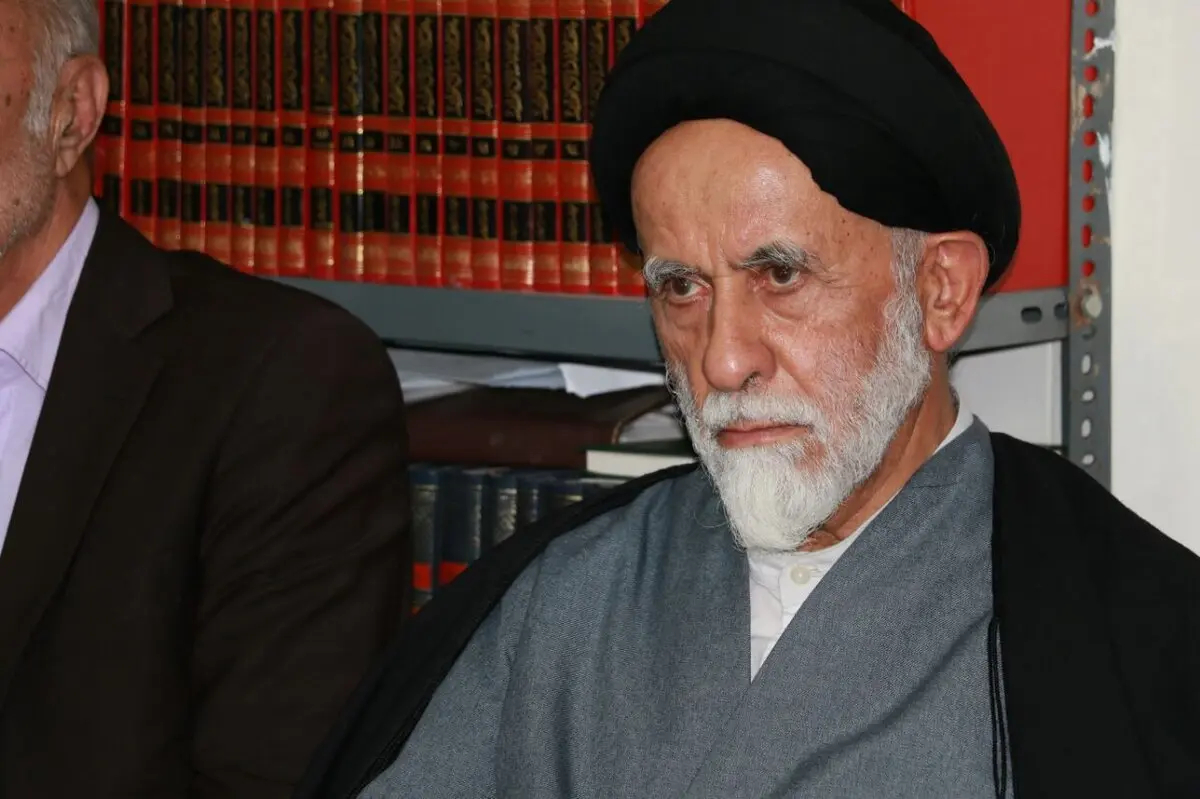 خواهش می‌کنم از کسی حمایت نکنید