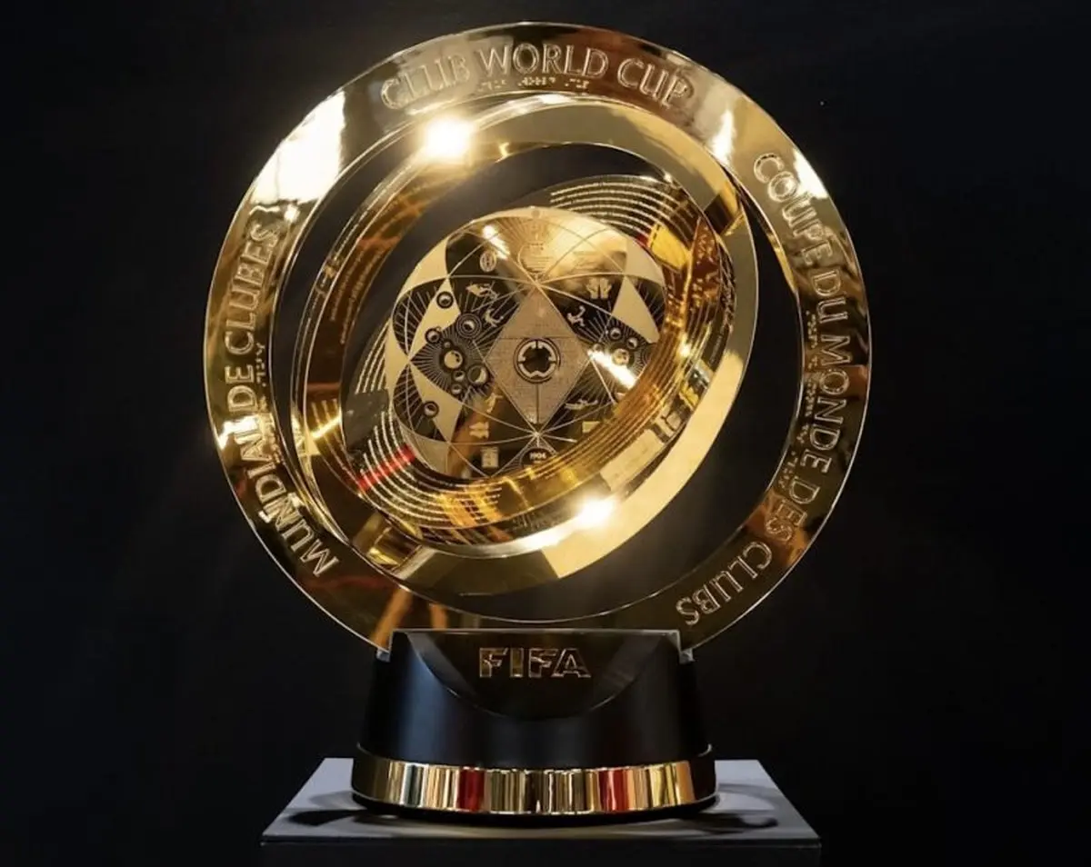 یک تکه جواهر: جامی که اجازه ندارید به آن دست بزنید!
 