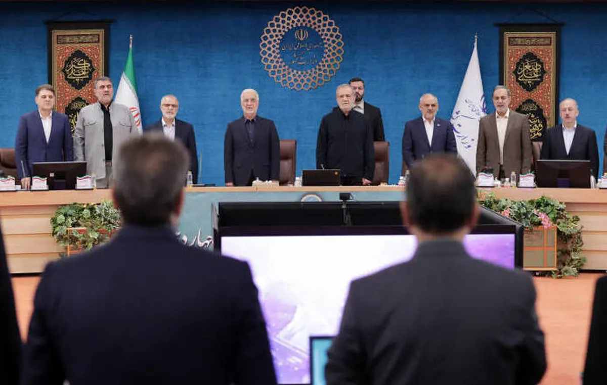 رئیس جمهور:دیگر ما یک رئیس‌جمهور نداریم