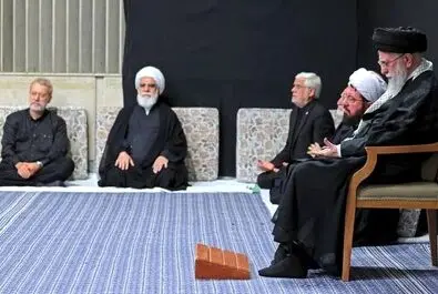 رهبر انقلاب حسینیه امام خمینی(ره) 