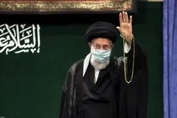 تصاویر رهبر انقلاب در جمع دانشجویان سوگوار اربعین