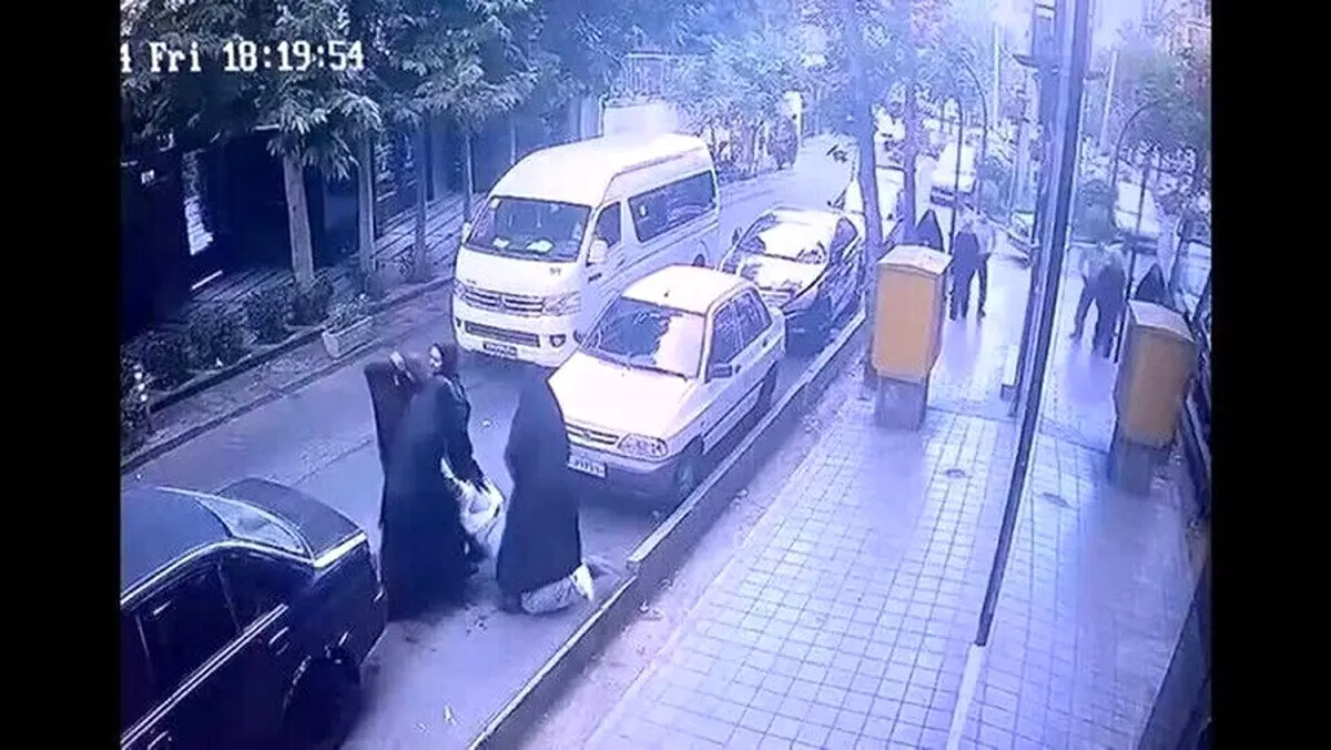 اظهارات جدید آذری جهرمی درباره سرنوشت ماموران گشت ارشاد خاطی