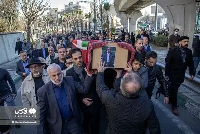 کریم مجتهدی