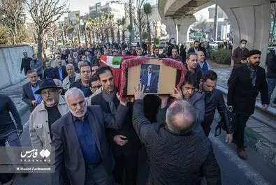 کریم مجتهدی