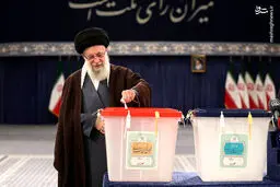 تصاویر حضور رهبر انقلاب در انتخابات مجلس و خبرگان