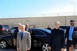 عکس/ ادای احترام علی باقری به محل شهادت حاج قاسم