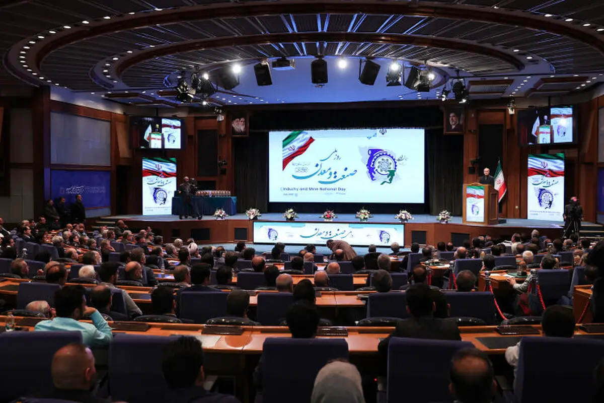 پزشکیان:برخی تنها به شعار بسنده می‌کنند
