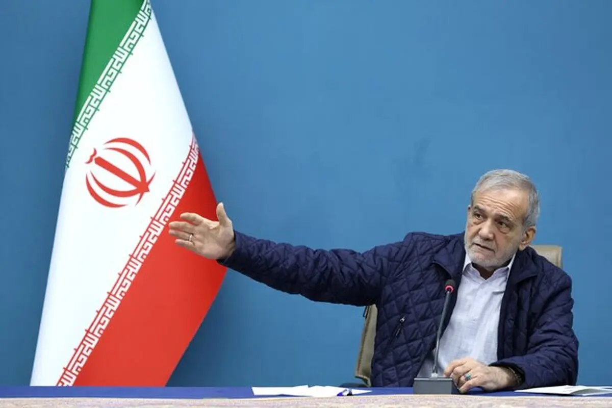 پزشکیان:‌ از ظرفیت شبکه‌های اجتماعی در ارتقای کیفیت آموزش در نهضت مدرسه‌سازی استفاده شود

