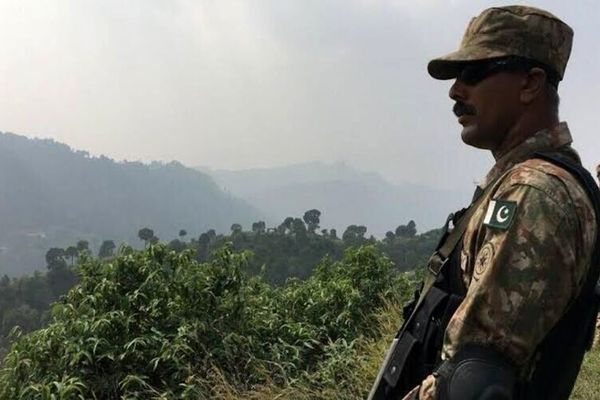 تنش میان همسایگان اتمی؛ پاکستان مدعی سرنگونی یک پهپاد جاسوسی هند شد