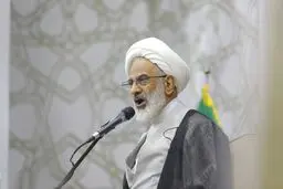 نماینده ولی‌ فقیه در سپاه: دشمنان تلاش می‌کنند که بر روی نقاطی از جمله گرانی‌ها دست بگذارند
