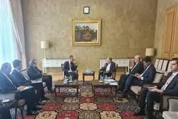 گفت‌و‌گوی تخت روانچی و گومرکچو پیرامون مذاکرات ایران و آمریکا