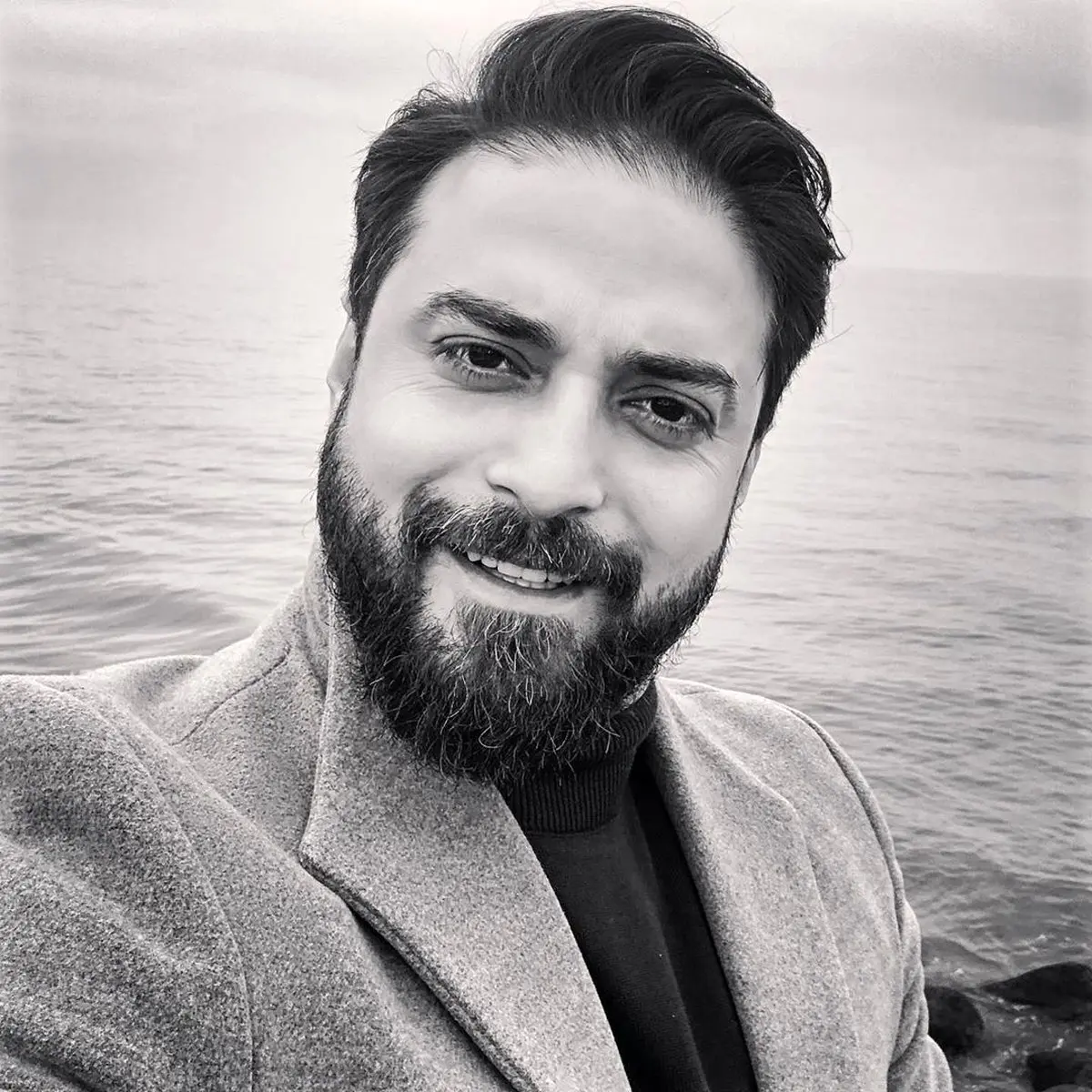 سلفی سیاه و سفید بابک جهانبخش