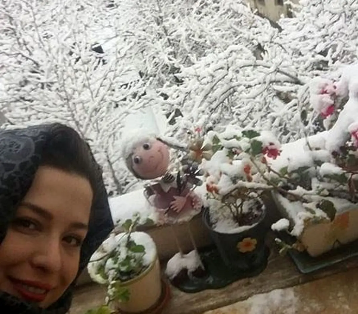 سلفی برفی مهراوه شریف نیا/عکس