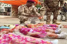 زائران کربلا مراقب این عروسک باشند /عکس