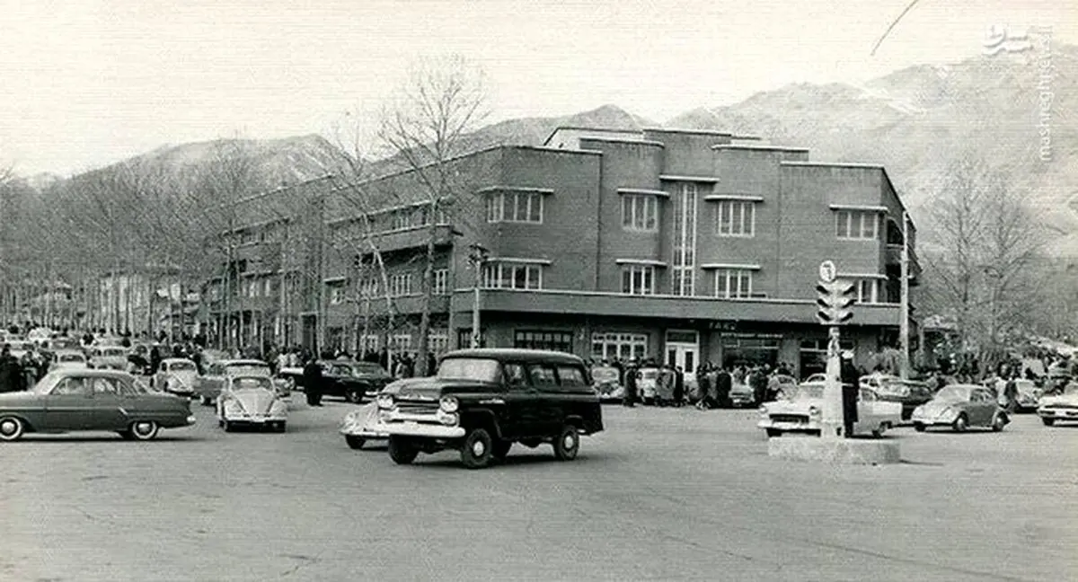 تصویری دیدنی از میدان تجریش 50 سال قبل!