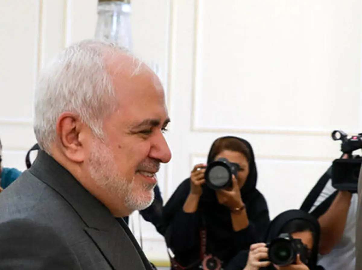 گزارش توئیتری وزیر خارجه ایران از کویت / ظریف: دیپلماسی فعال ما ادامه دارد