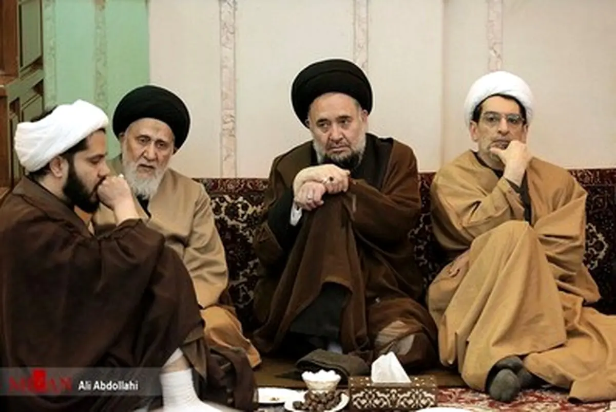 آخرین شب عزاداری فاطمیه در حسینیه آیت الله واعظ طبسی/تصاویر