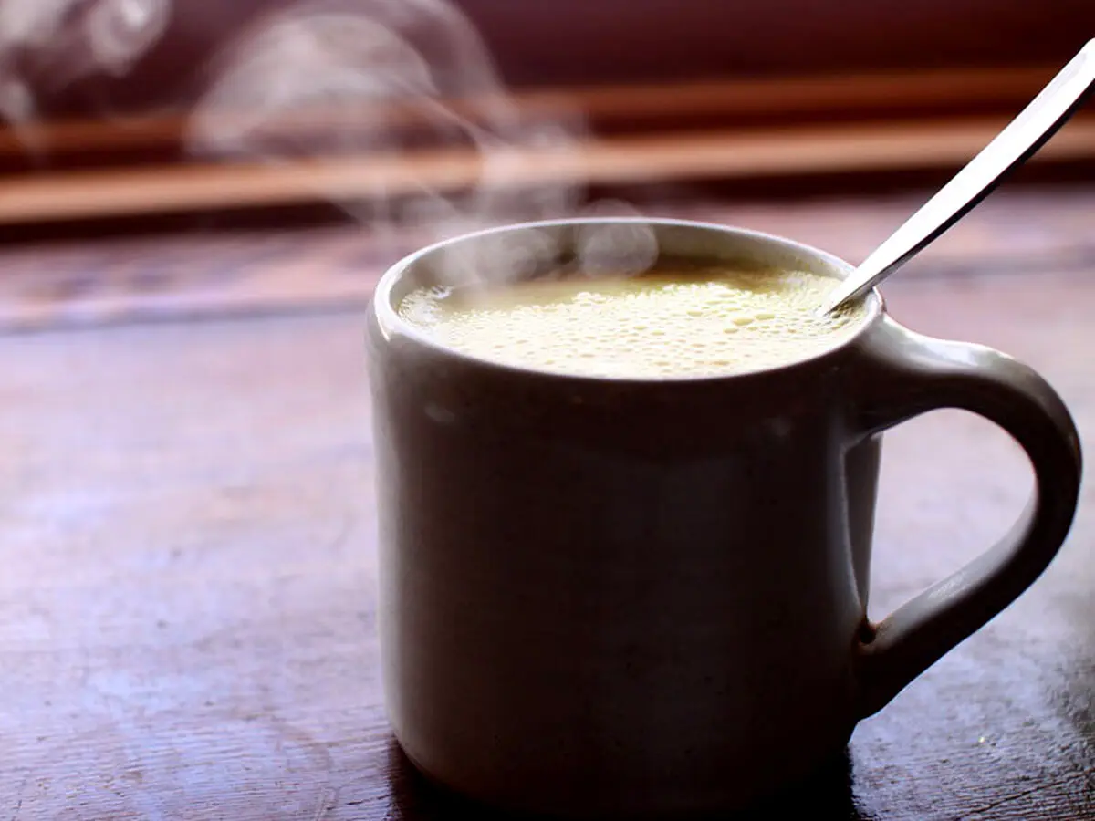 آیا شیر گرم خواب راحت می‌آورد؟