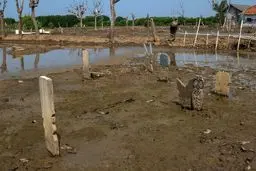 تصاویر | روستاهایی که به زودی در اندونزی غرق می‌شوند