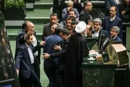 عکسی جالب در بهارستان/ عکس