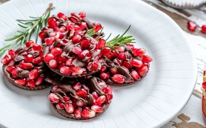 طرز تهیه دسر و شیرینی خوش مزه و کم هزینه برای شب یلدا + عکس