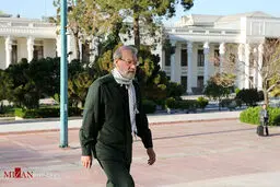 عکس: لاریجانی در لباس سپاه!