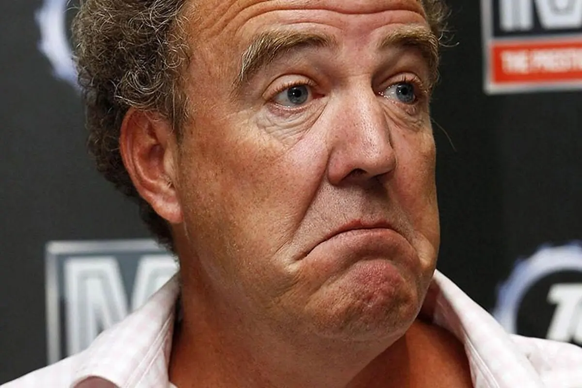 اخراج جنجالی مجری مشهور از برنامه تلویزیونی!+عکس