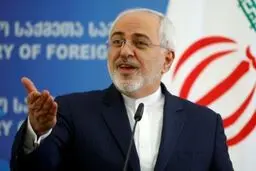 واکنش ظریف به سلفی‌های نمایندگان: در روز تحلیف بسیاری از روسای مجلس به دنبال عکس گرفتن با من بودند