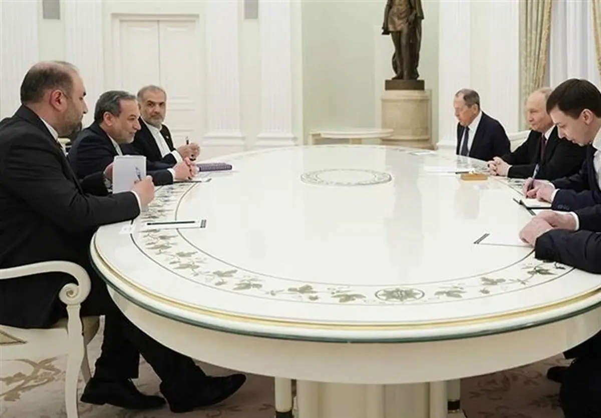  لحظه دیدار عراقچی با پوتین برای تحویل پیام رهبر انقلاب