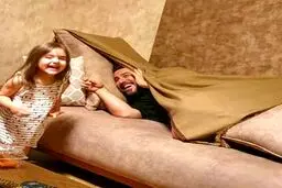 محسن كيايي و بازي هاي كودكانه اش + عكس