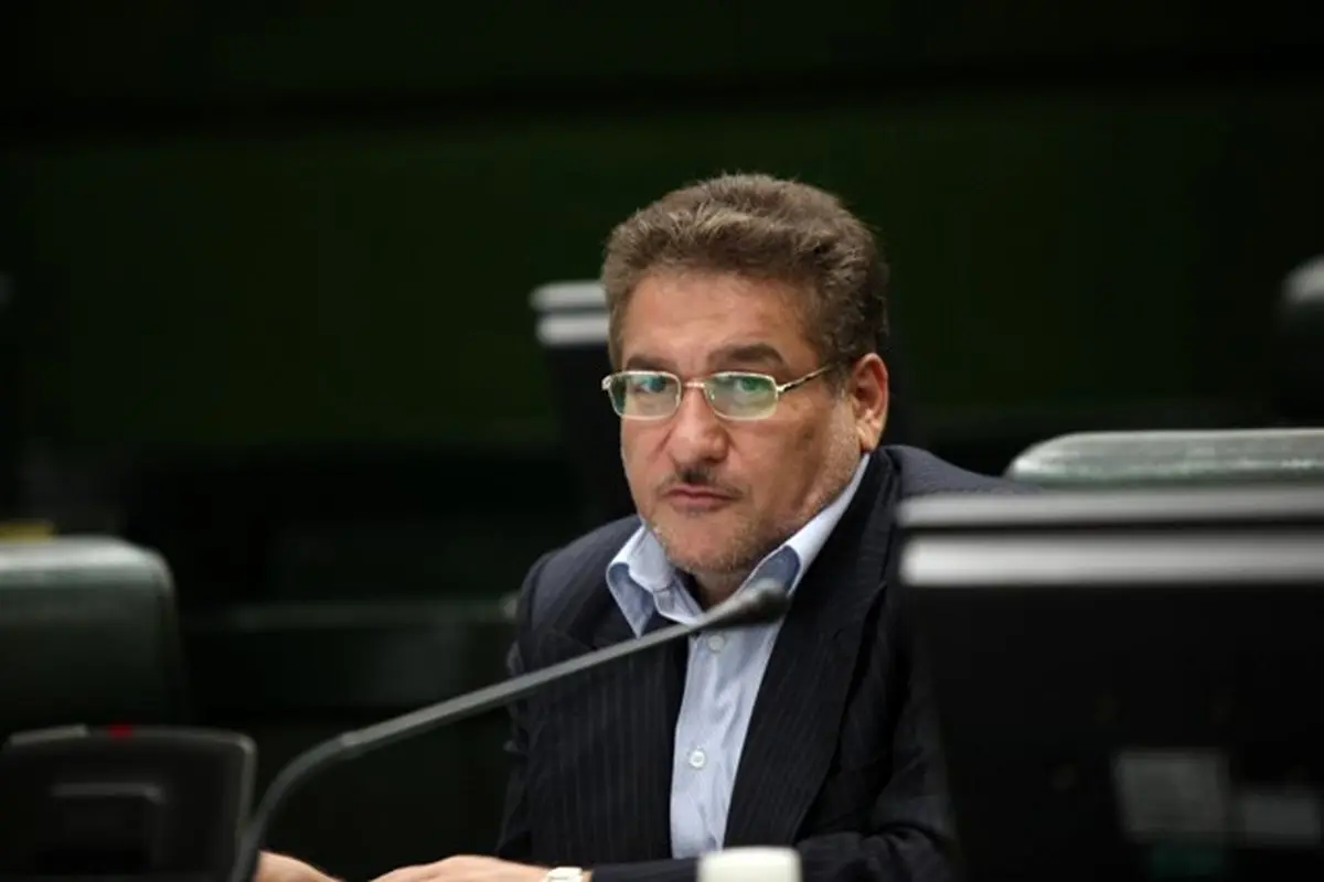 ماجرای گلایه از موضع‌گیری کدخدایی درباره رابطه اصلاح‌طلبان با شورای نگهبان /تابش: کدخدایی گفت من فقط بحث چانه‌زنی را رد کردم /با سپاه و نهادهای اطلاعاتی رایزنی خواهیم کرد /فقط اصولگراها دلبسته و دلسوز نظام نیستند /نبايد جمهوريت نظام زير سايه اسلاميت برود