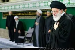 تصاویر آخرین شب عزاداری امام حسین با حضور مقام معظم رهبری