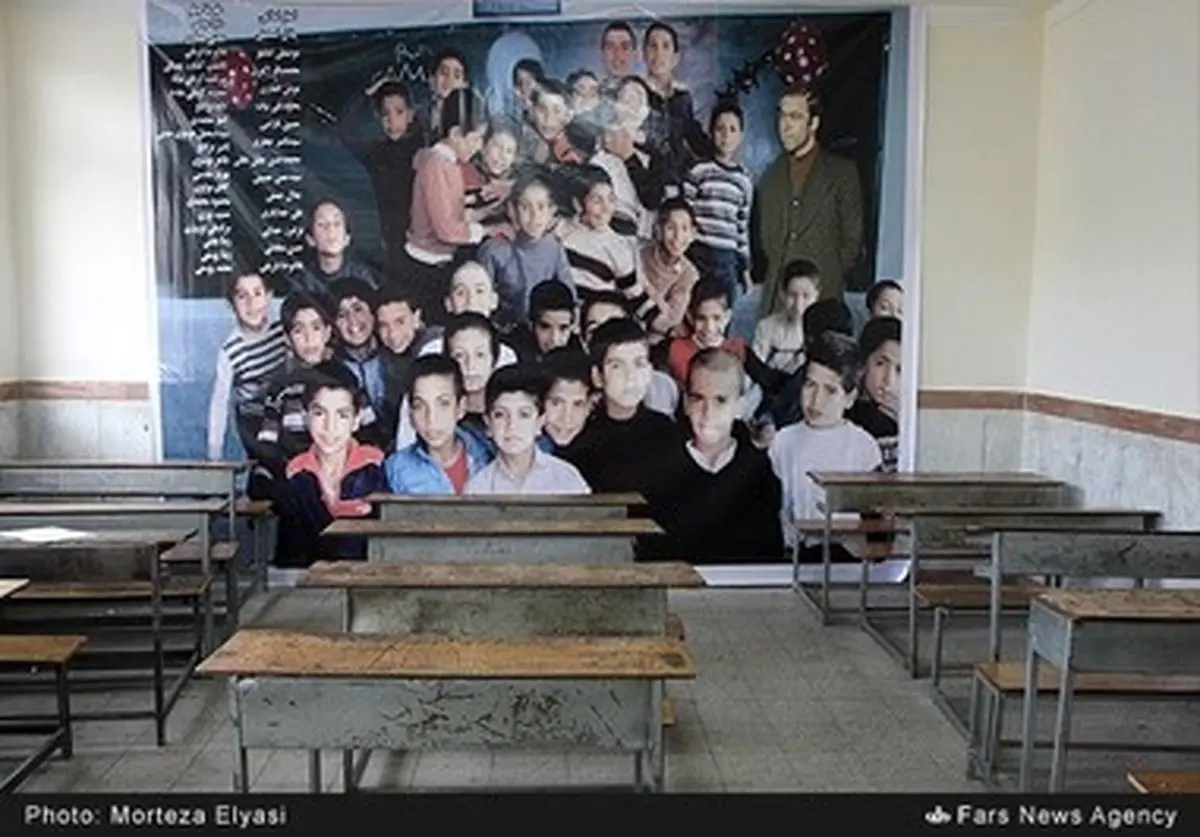 یک خاطره‌بازی دیدنی؛ دانش‌آموزان کلاس چهارم، بعد از 28 سال دور هم جمع شدند /گزارش تصویری